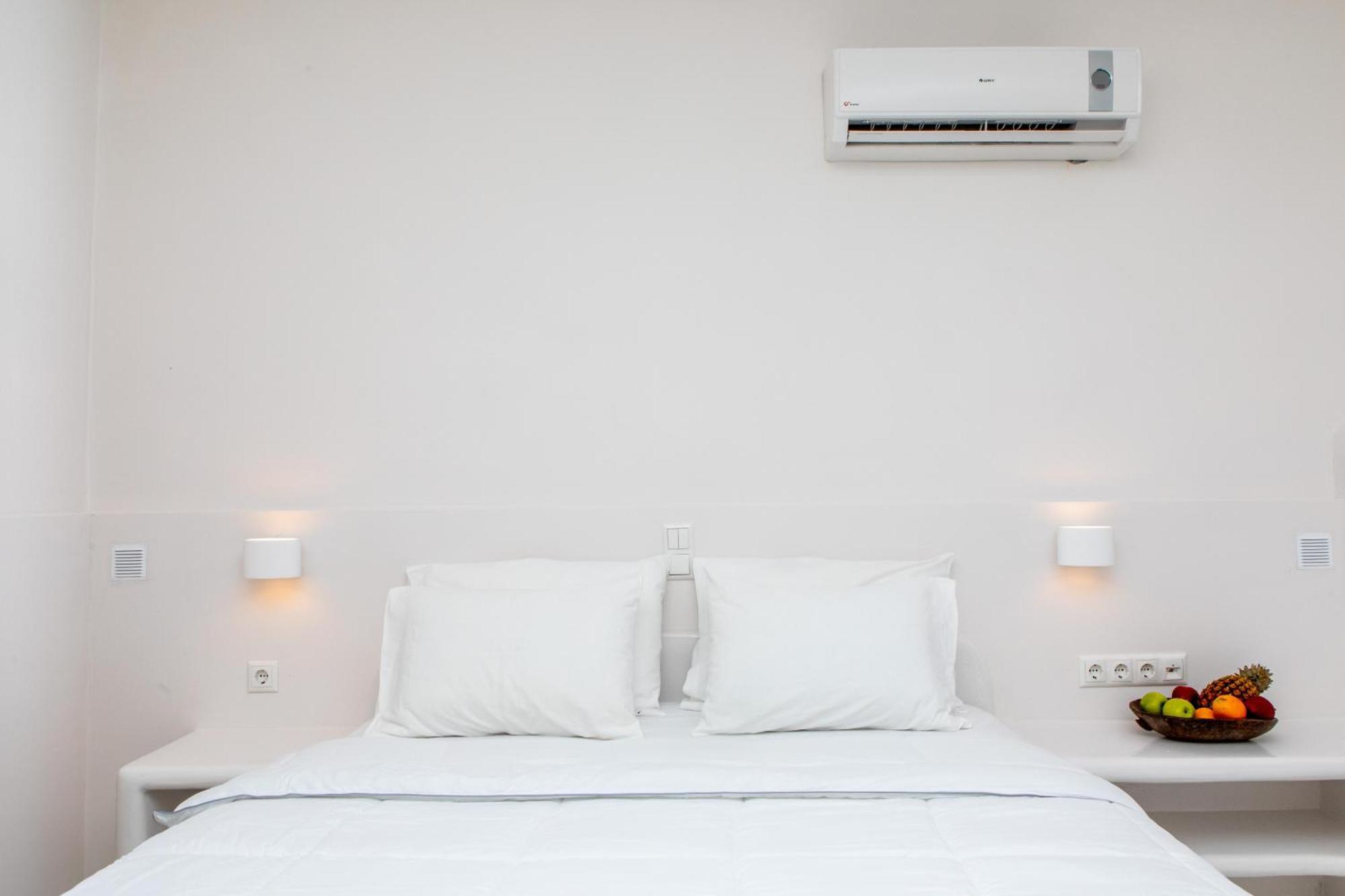 โกลเดน แซนด์ นาซอส Apartment ปลากา ภายนอก รูปภาพ