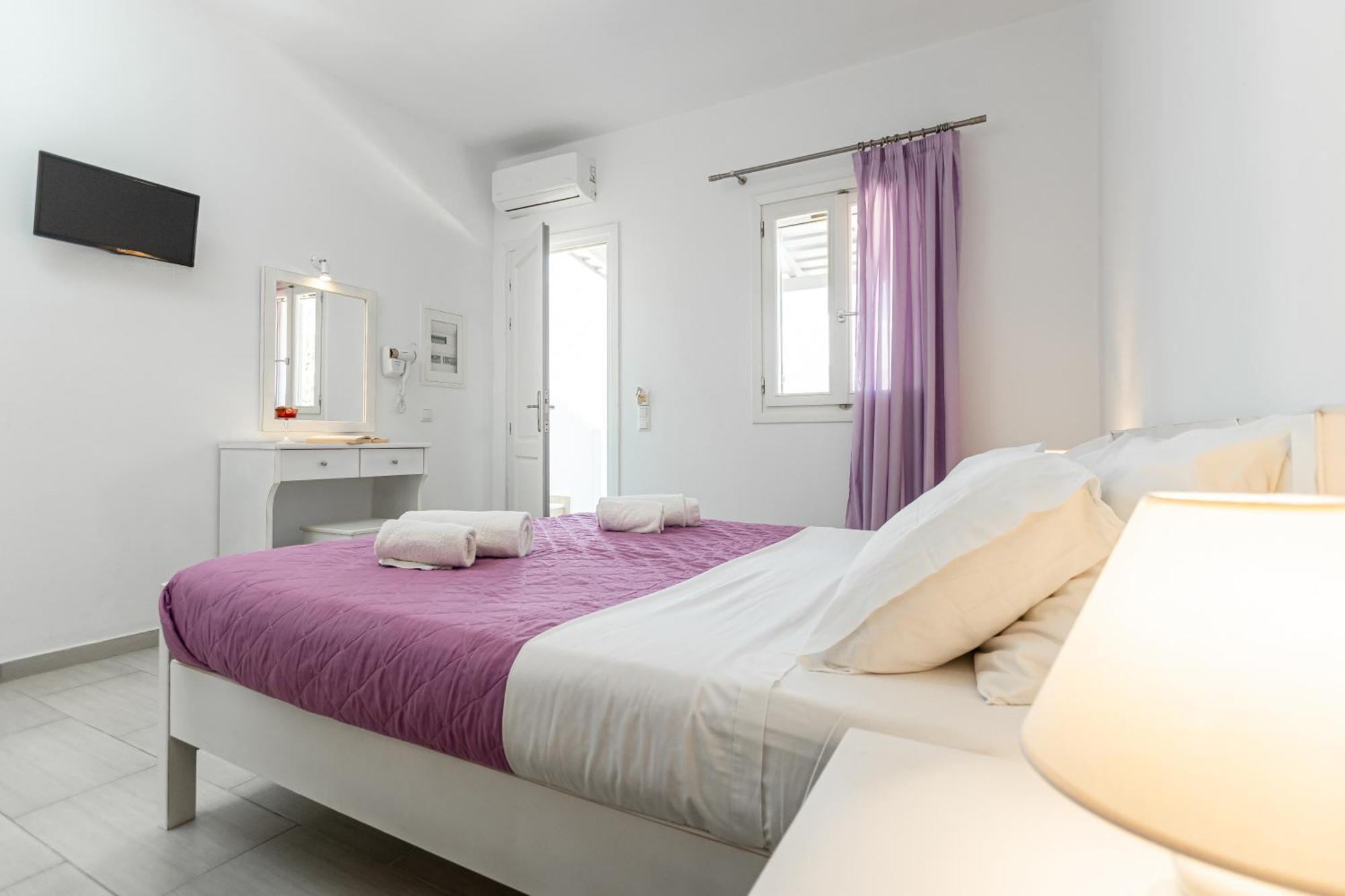 โกลเดน แซนด์ นาซอส Apartment ปลากา ภายนอก รูปภาพ